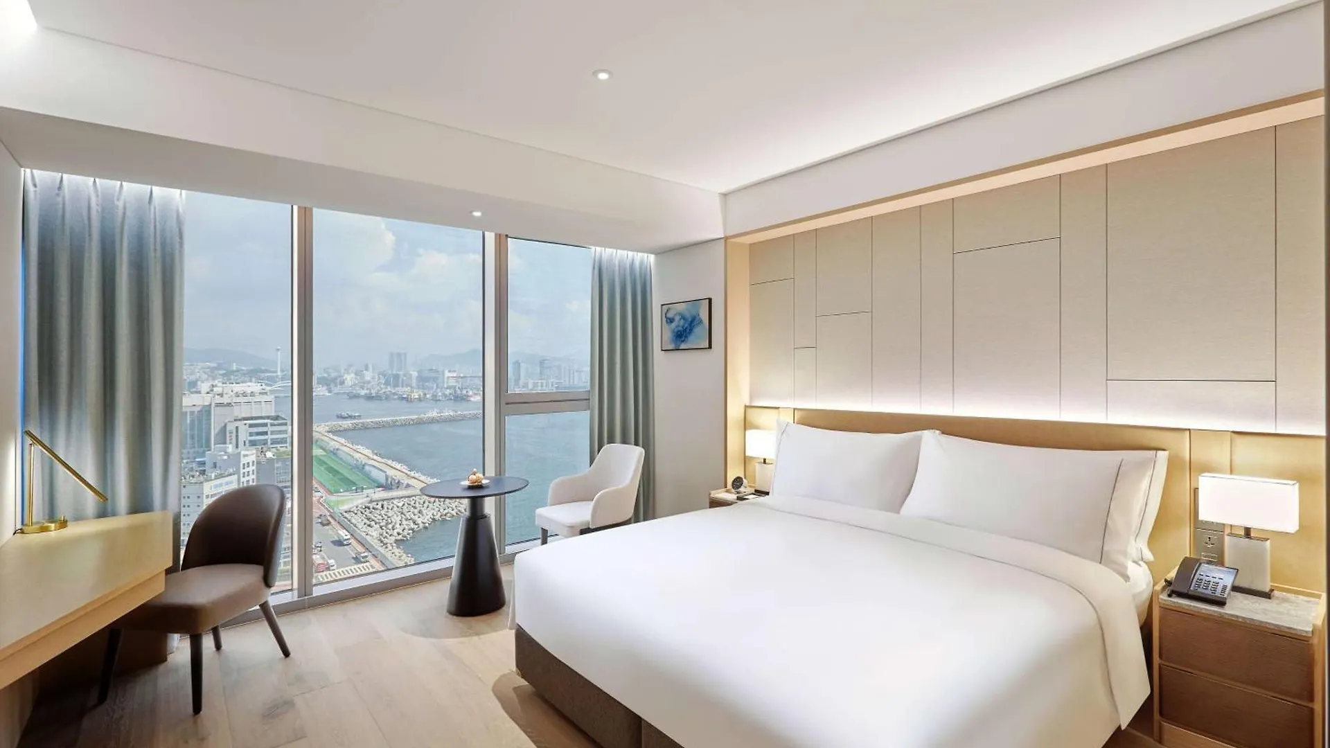 Wyndham Grand Busan