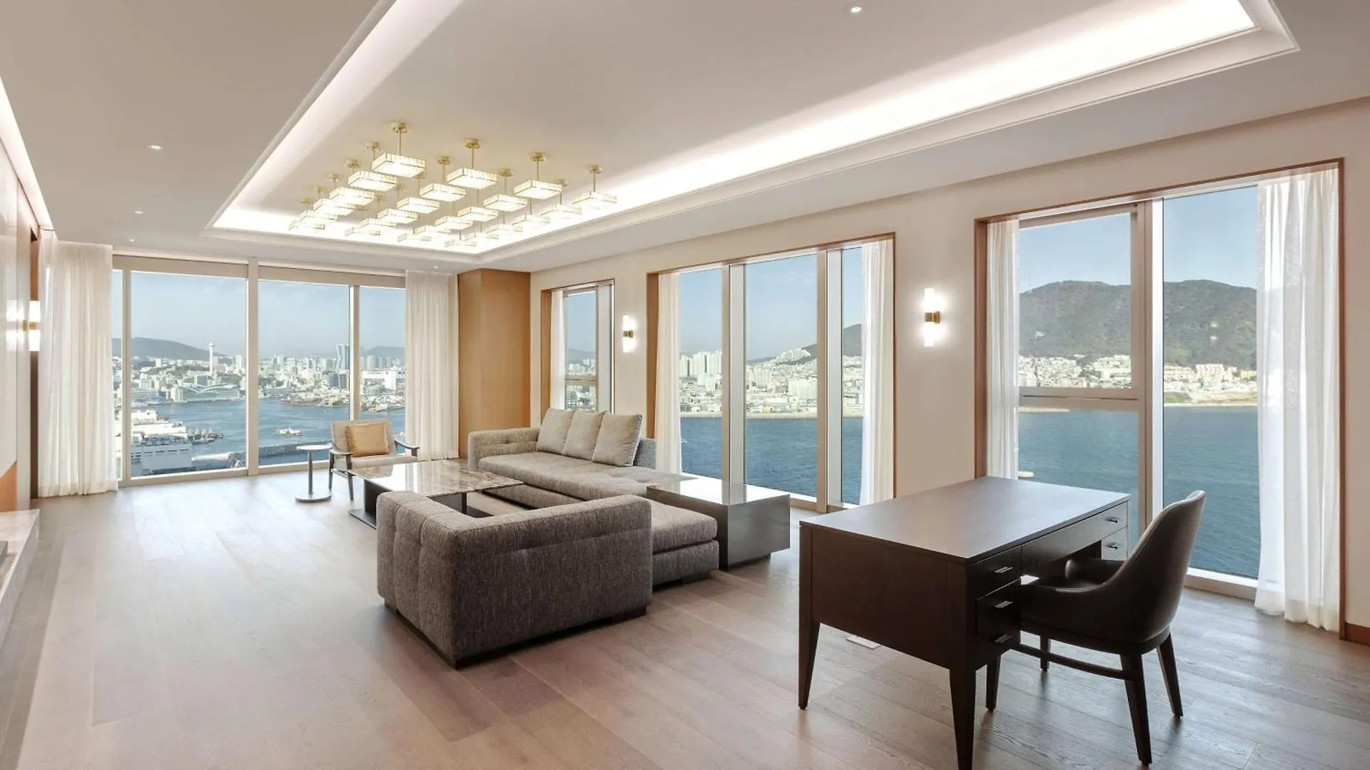 Wyndham Grand 부산광역시 5*,  대한민국