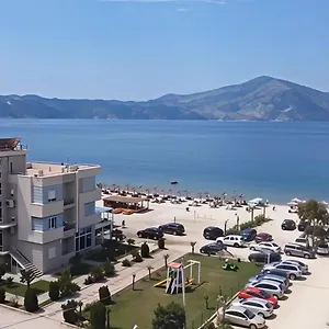 blue-paradise-hotel.albaniahotels.org/