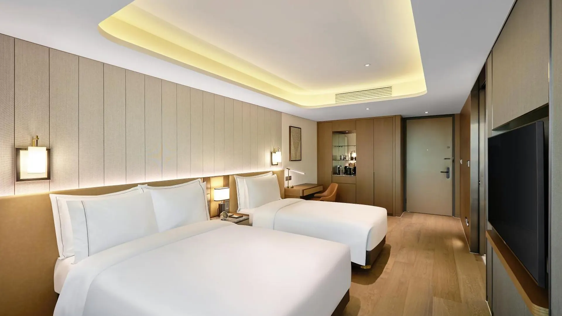 Wyndham Grand Busan Hotel