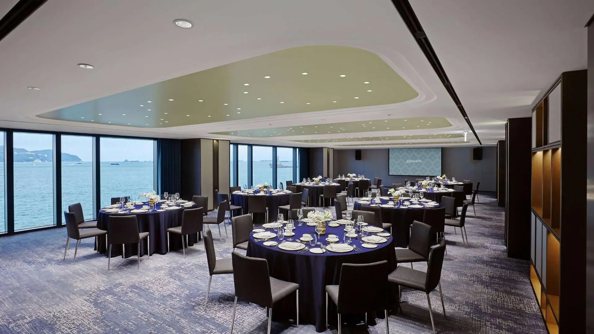 Wyndham Grand Busan Hotel