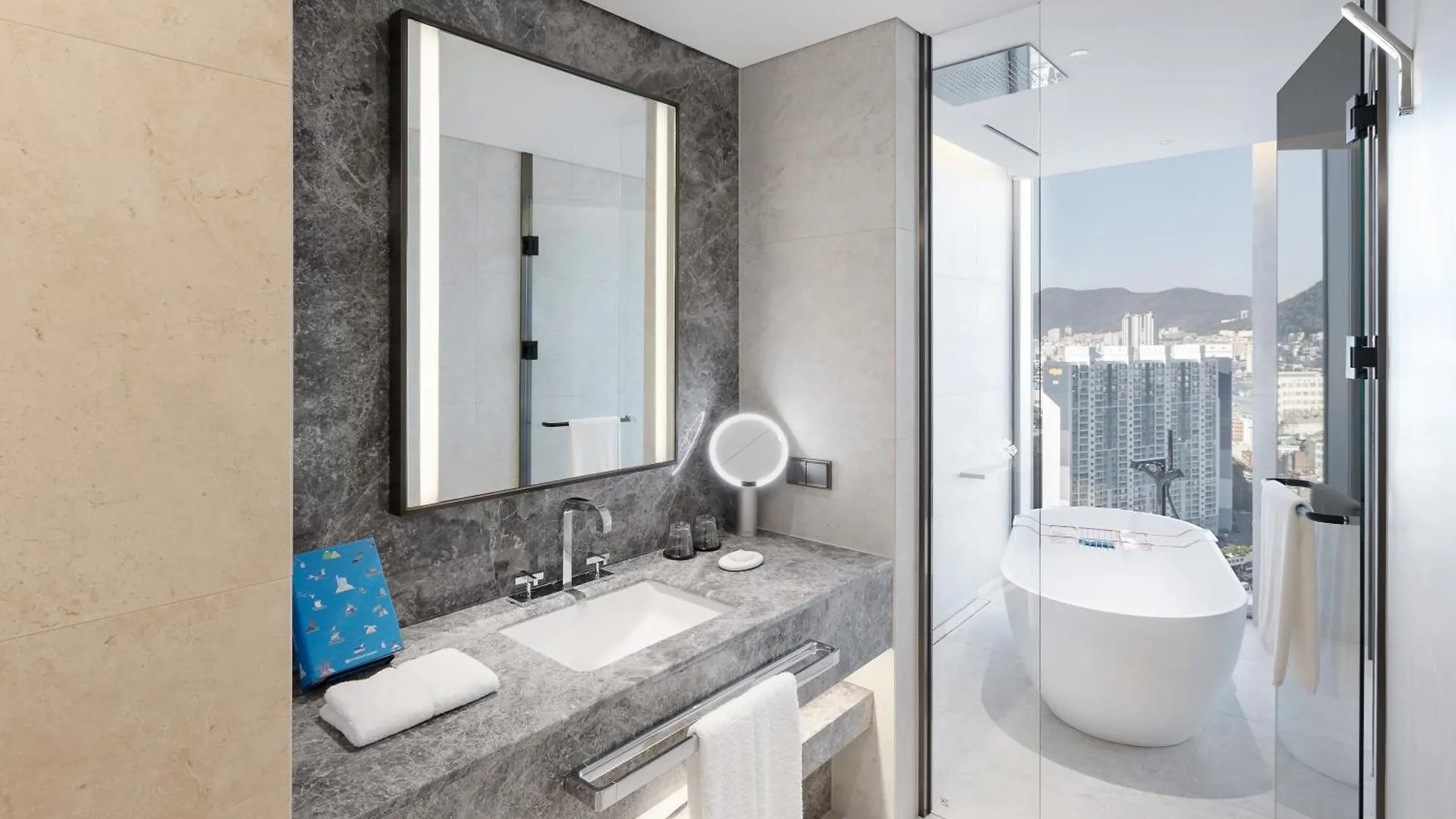 Hotel Wyndham Grand Busan